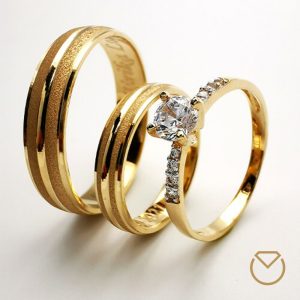 Argollas y anillo en oro 18k /REF. 062SO